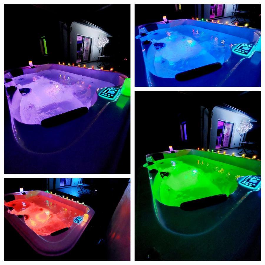 Un Sejour Romantique En Couple Avec Jacuzzi Prive Chromotherapie Jardin Maison Privee Ychoux Exterior foto