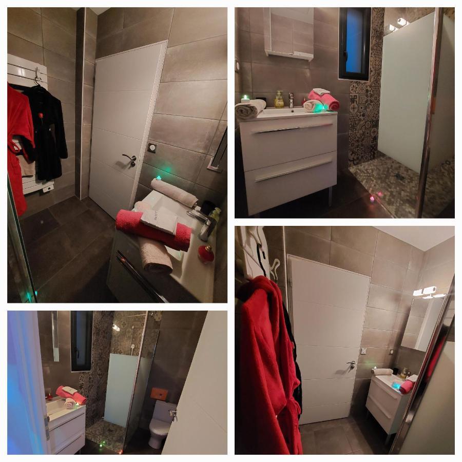 Un Sejour Romantique En Couple Avec Jacuzzi Prive Chromotherapie Jardin Maison Privee Ychoux Exterior foto